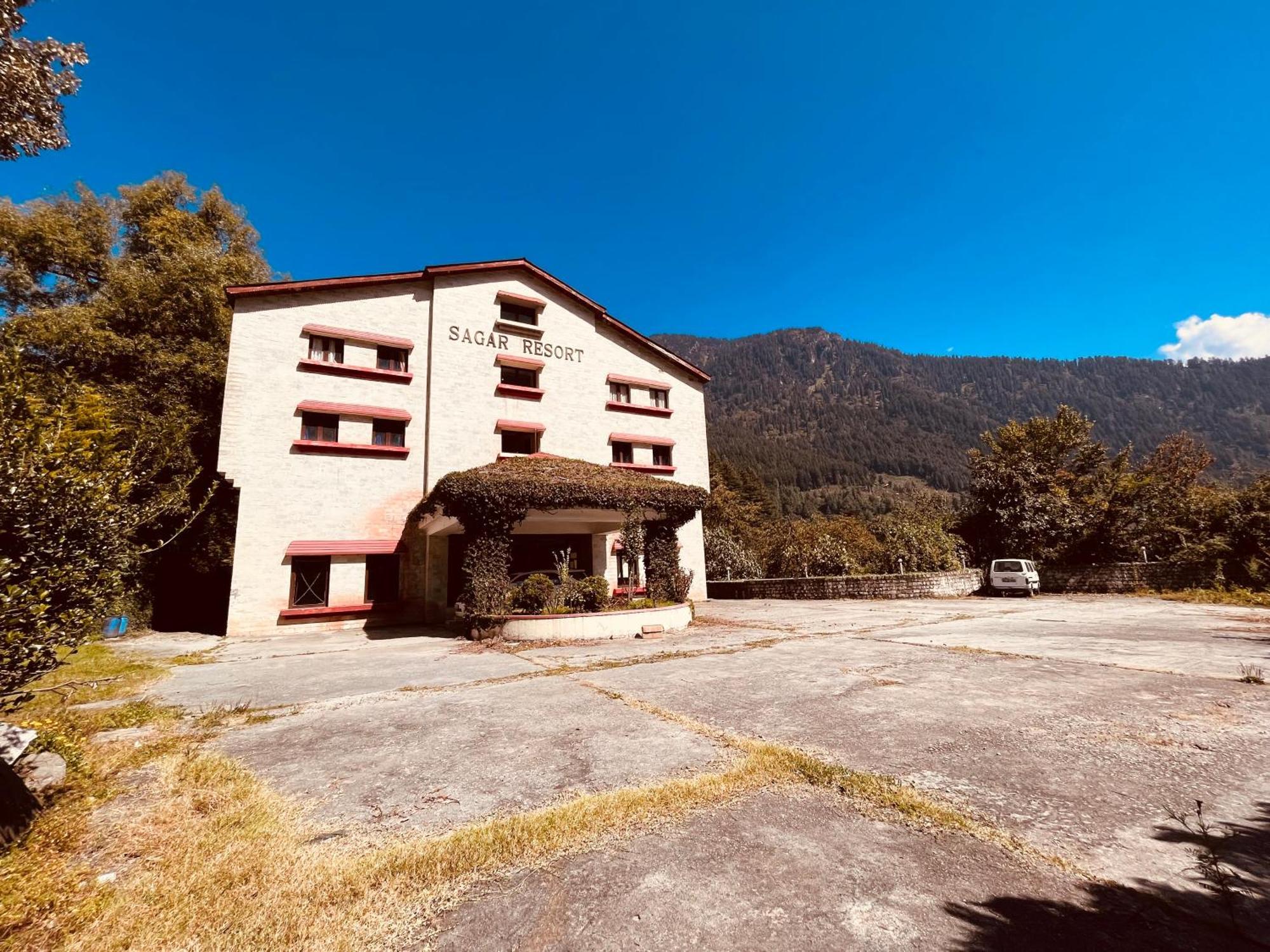 Ramayan Resort, In City Centre Manali By Ramanand Sagar 외부 사진